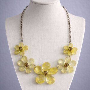 Yellow Acrylic Flower Statement Necklace – Layered Petals, Crystal Centers, Gold